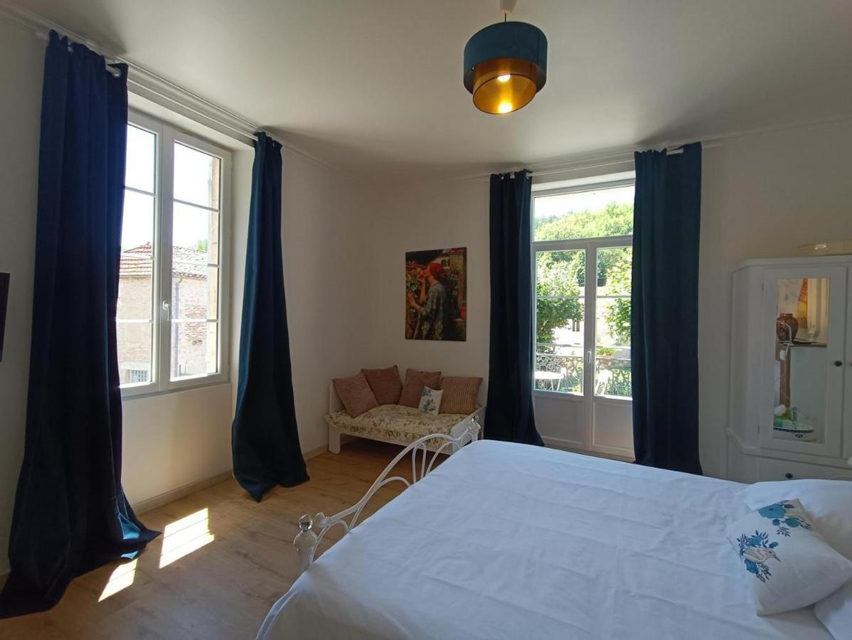 Maison Sur Le Lot Saint-Vincent-Rive-d'Olt Luaran gambar