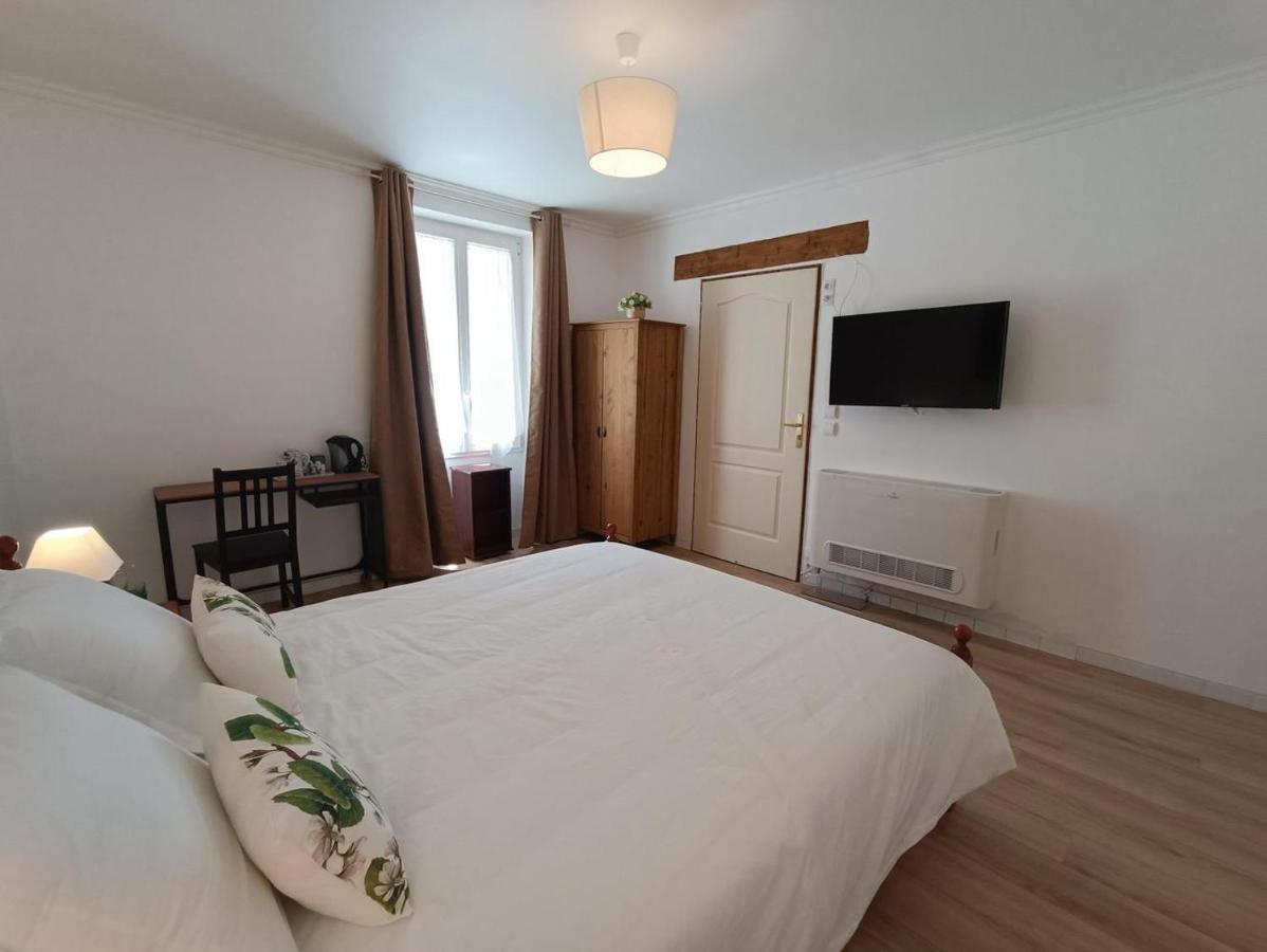 Maison Sur Le Lot Saint-Vincent-Rive-d'Olt Luaran gambar